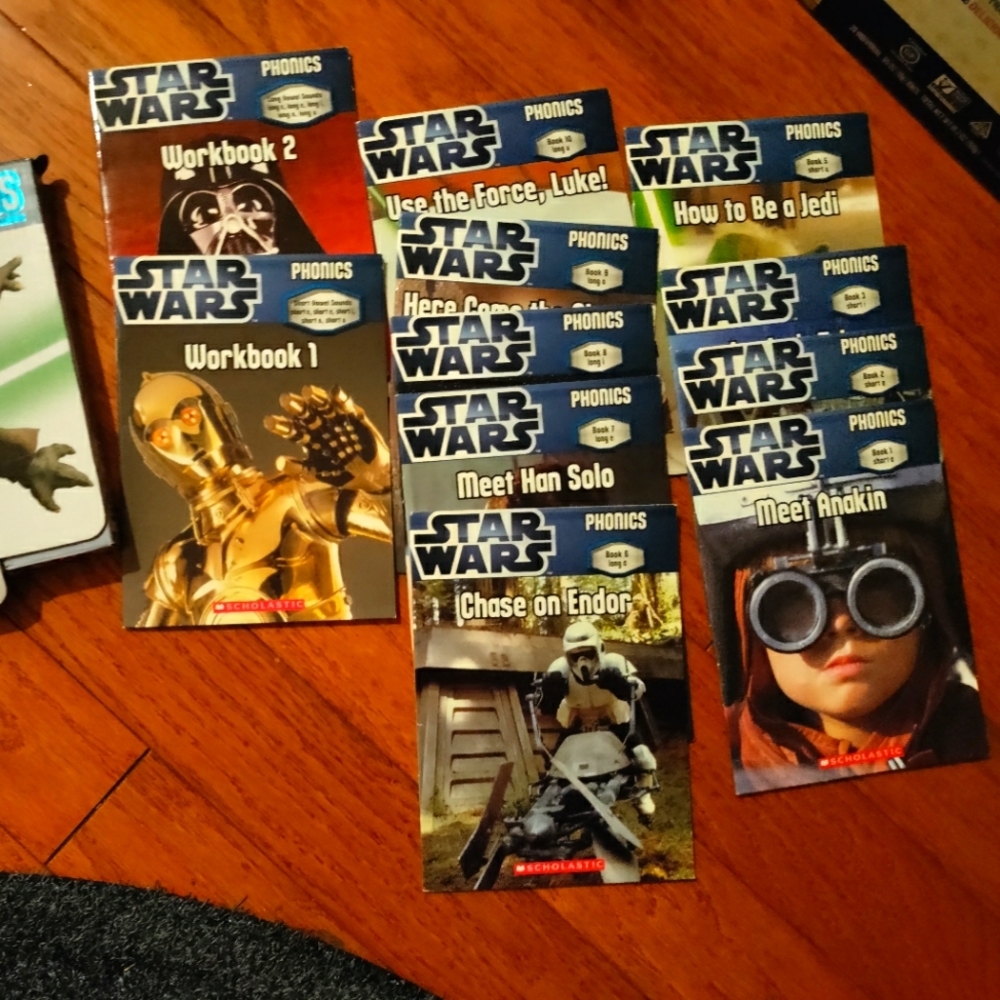 Scholastic Star Wars Phonics Books